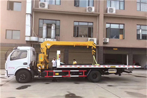 澜沧附近汽车轮胎更换